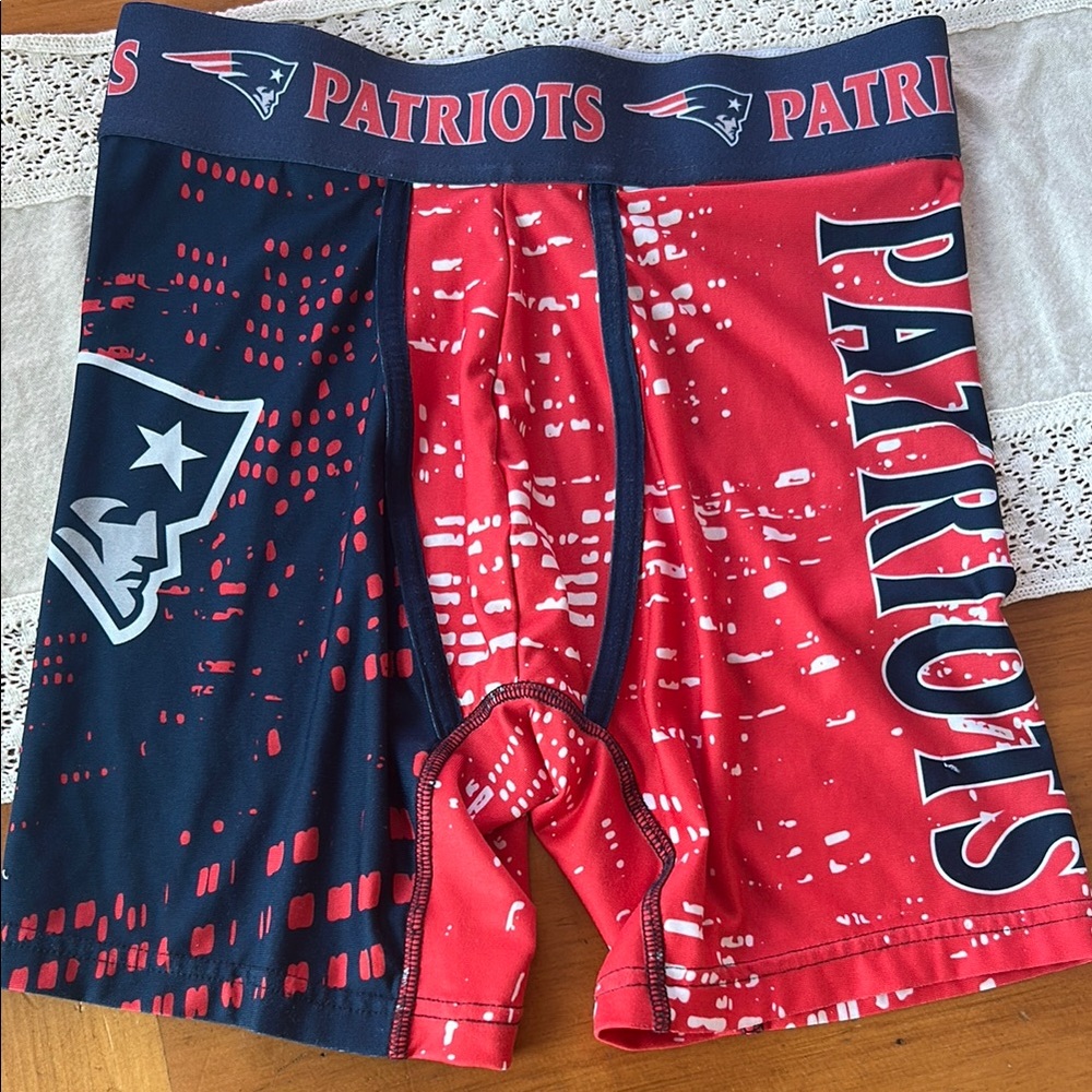 New England Patriots men's boxer brief size small Washed